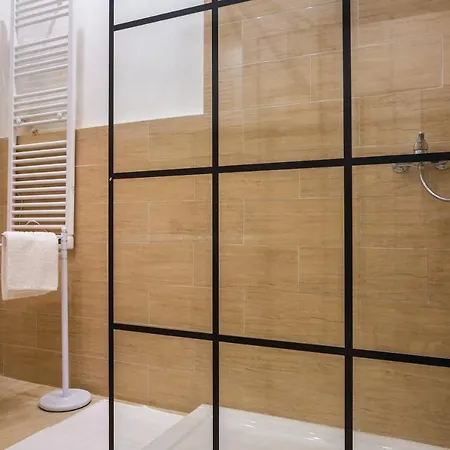 Apartment Parco Ducale Elegant Con Balcone